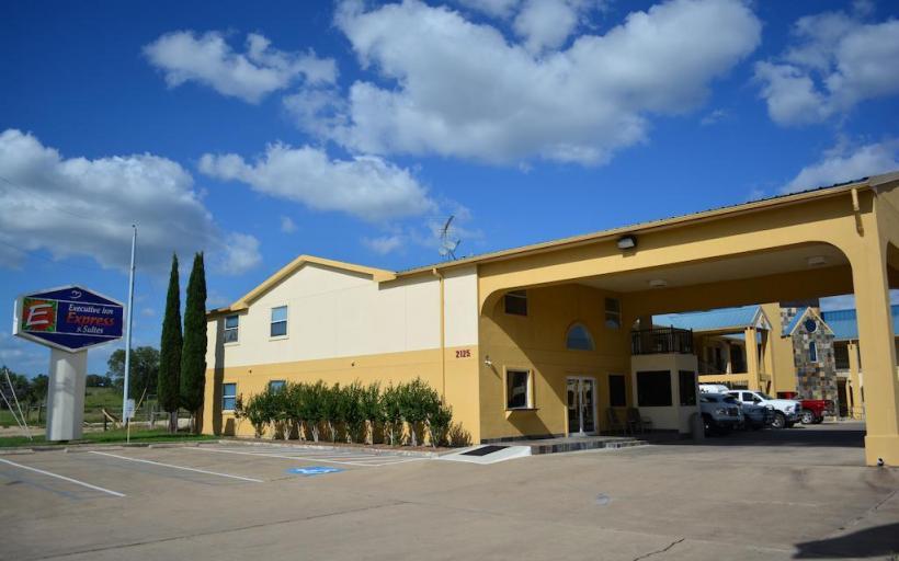 Cuero Texas Hotels Gonzales Texas Hotels